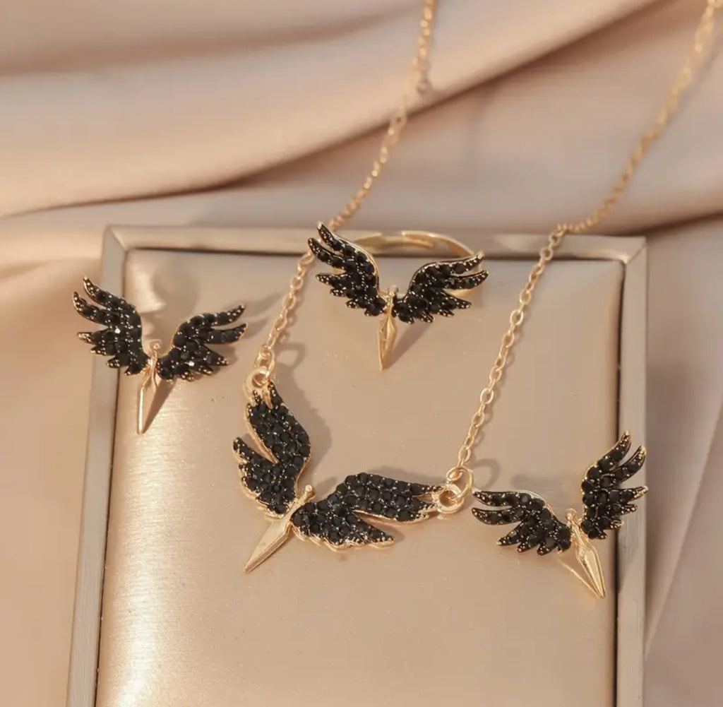 4 броя Ангелски крила колие